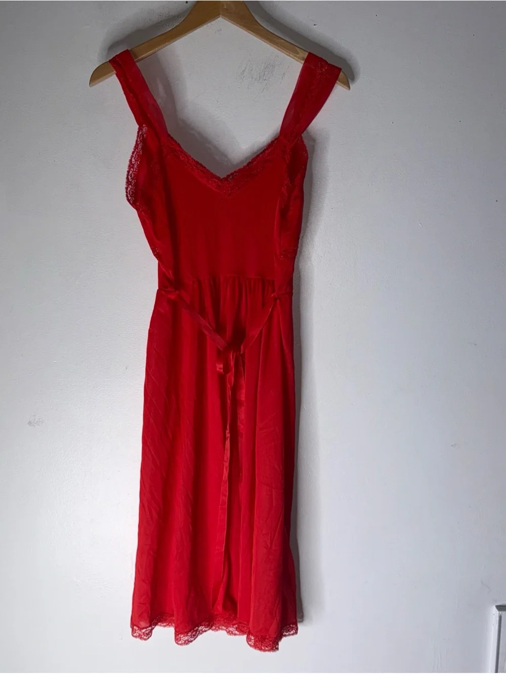 Vintage Rogers Red Nylon Midi Slip Dress Empire Waist‎ Embroidery Bust 36